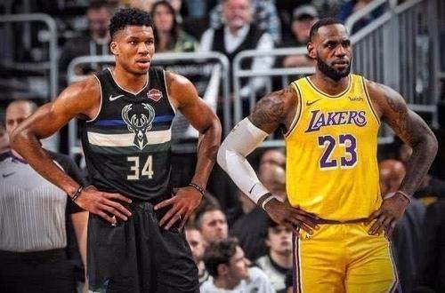 开云体育app-互吹！字母哥：詹姆斯是现役最佳 詹皇：他还能进步